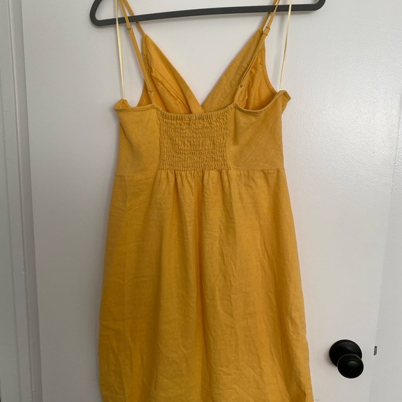 Sleeveless dress - Picture 2 of 2